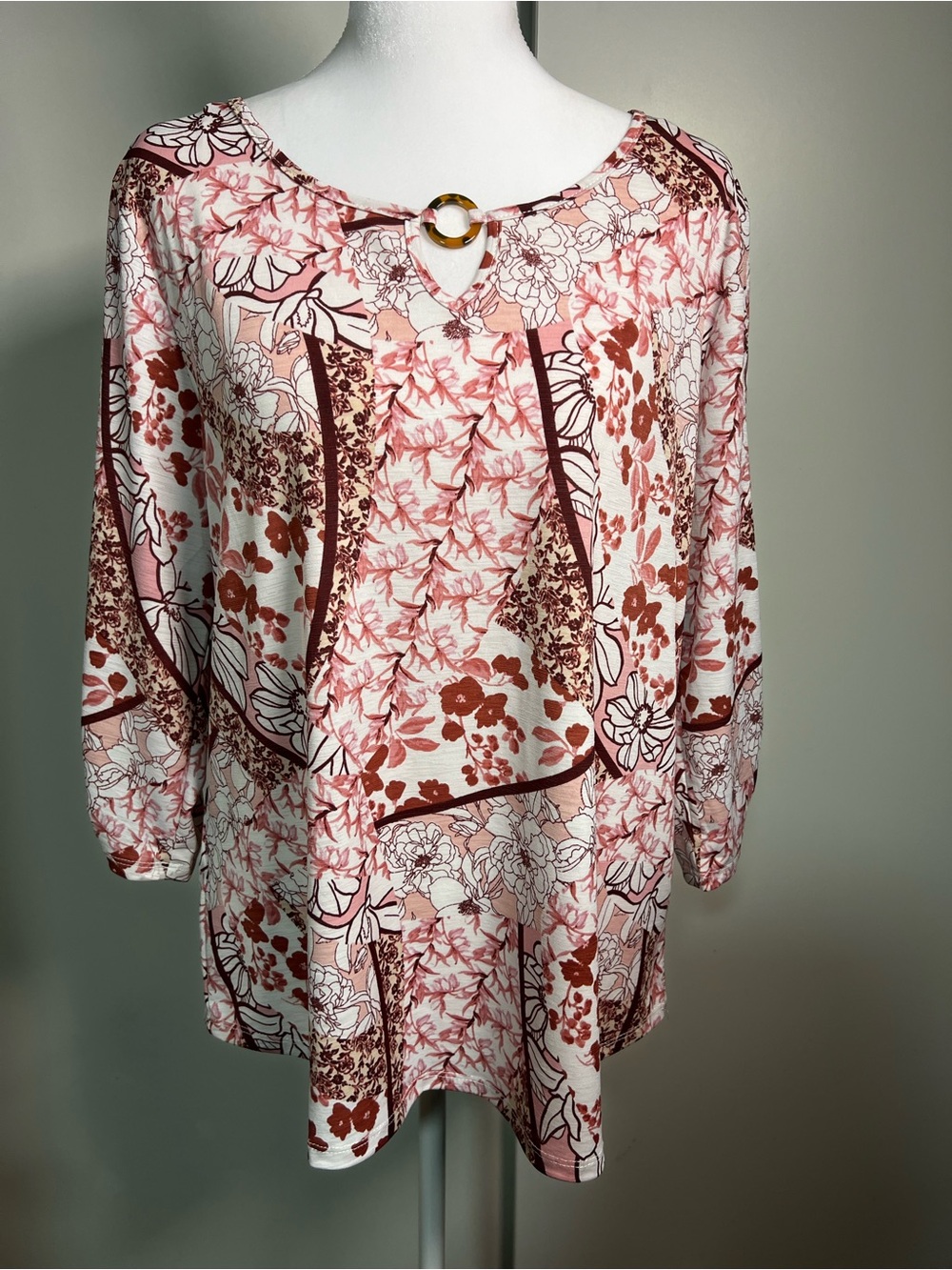 NAIF Pink & Rust Floral Keyhole Tunic with Ring Detail